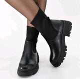 Boots Schwarz Klassisch NEW