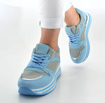 Sneaker in Babyblau "NEW"