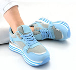 Sneaker in Babyblau "NEW"