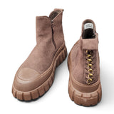 Boots in Braun