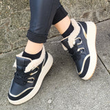 Sneaker "Black-Gold" New