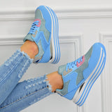 Zuckerwatte Sneaker Hellblau Babyblau